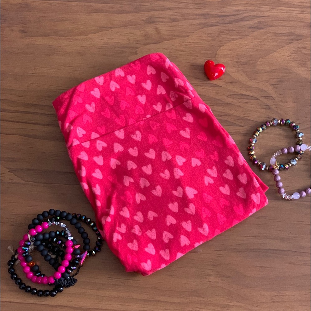 Lularoe Valentines Leggings